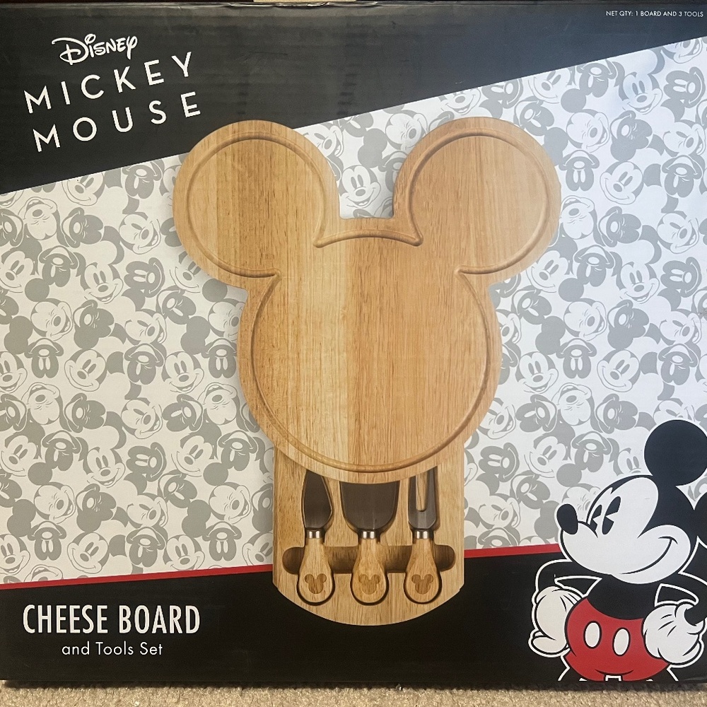 Cheese Board and Tool Set